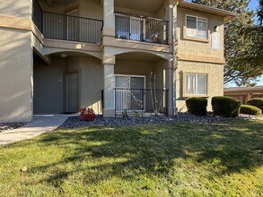 Building Photo - 6850 Sharlands Ave.