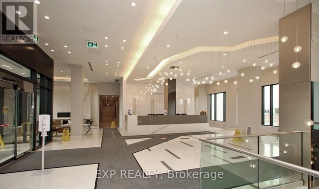 Building Photo - 65 Watergarden Dr