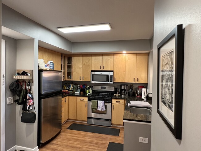 Kitchen - 475 K St NW