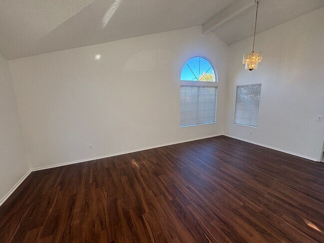 Foto del edificio - Beautiful 4 Bedroom Lancaster Home with Desirable Amenities!