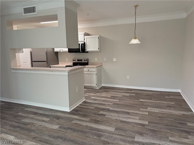 Building Photo - 11540 Villa Grand