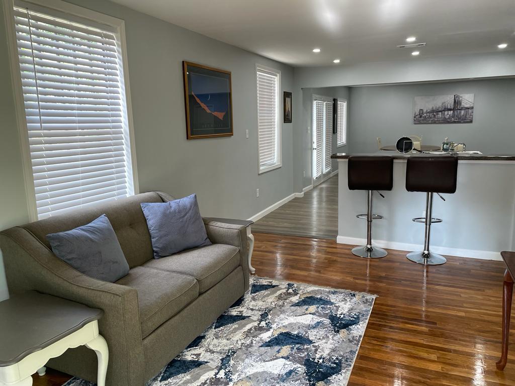 Foto principal - 1514 S McLean Blvd