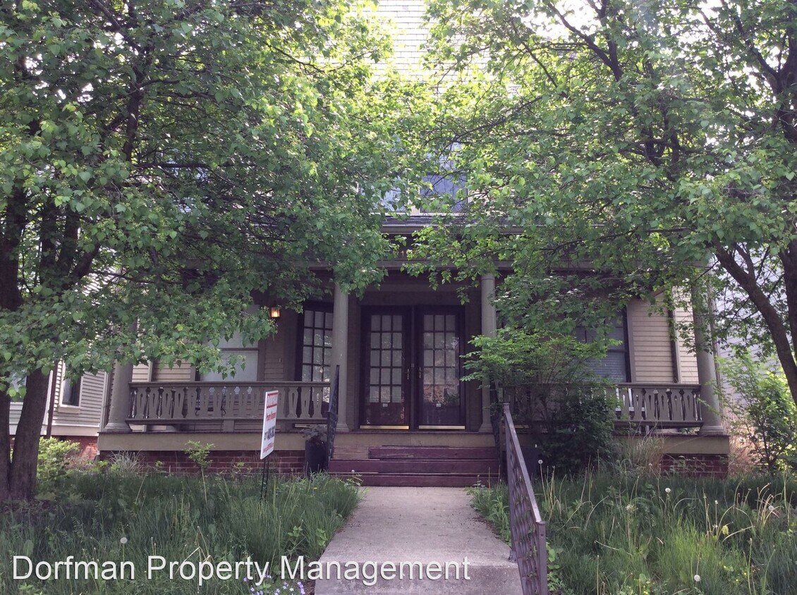 Primary Photo - 2 br, 1 bath House - 1907 Delaware #A