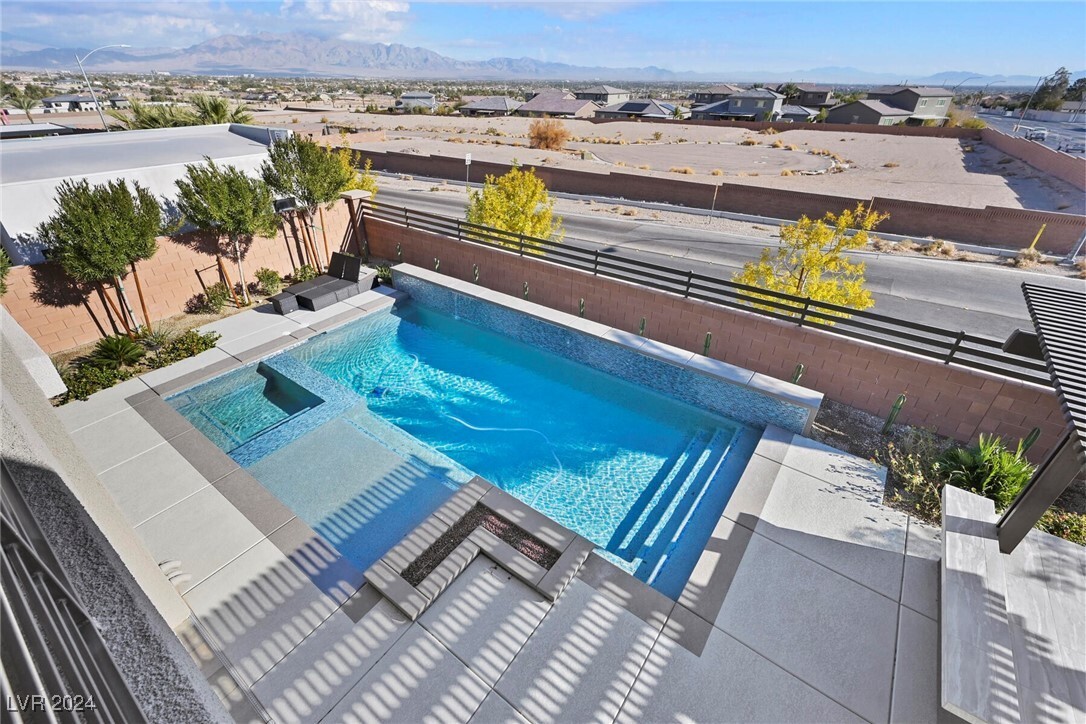 Building Photo - 4008 Desert Trce Ct