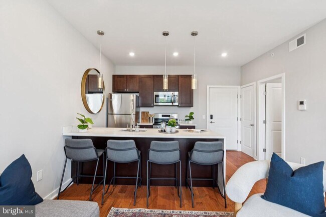 Foto del edificio - 203 Haverford Ave