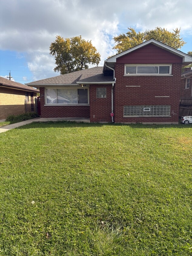 Foto principal - 12151 S Ada St