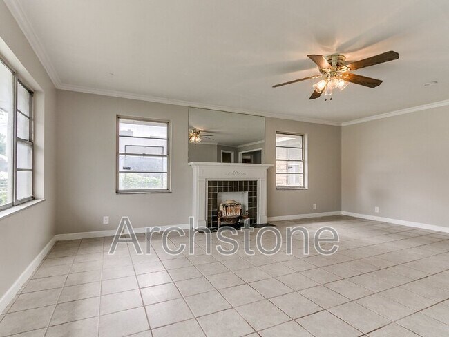 Foto del edificio - 4115 N Everest Ave
