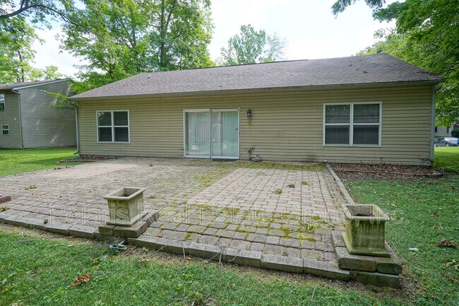 Building Photo - 4238 Sunshine Ave