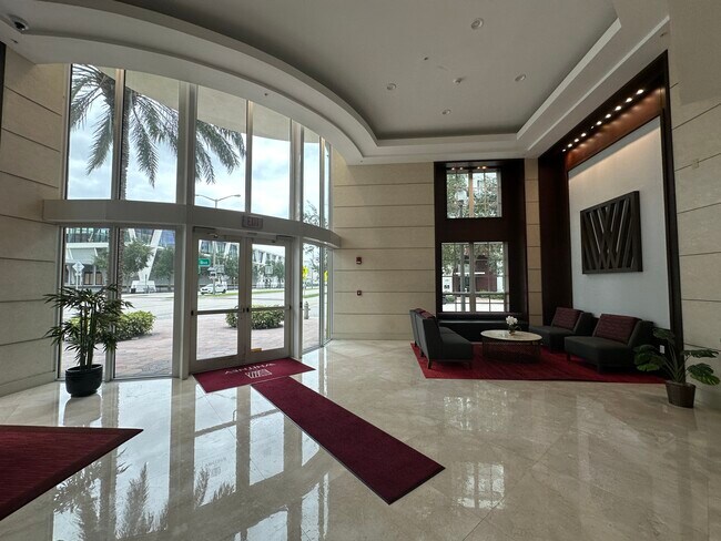 Lobby - 410 Evernia St