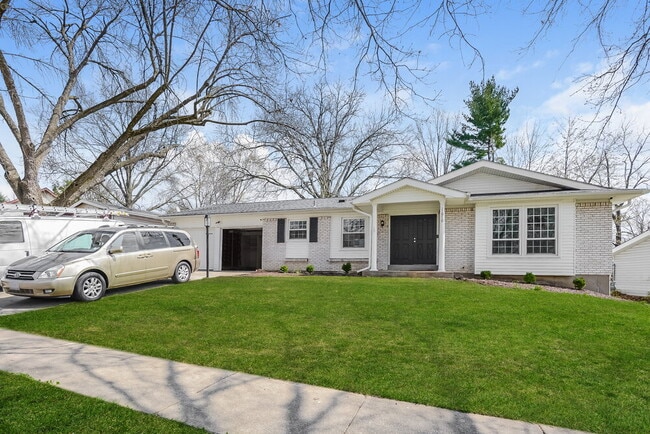 Building Photo - 4732 Bristol Rock Rd