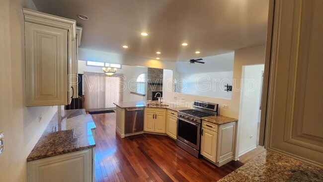 Building Photo - 1322 Foxford Ln