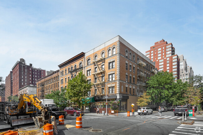 Building Photo - 420-428 Amsterdam Ave