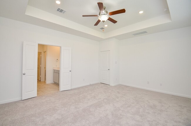 Building Photo - 9727 Burlington Bristol Dr