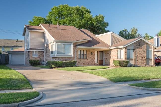 Building Photo - 11530 Ella Lee Dr