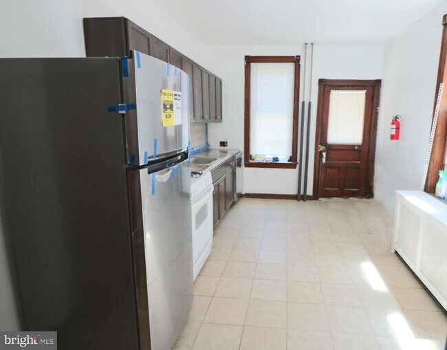 24 S Sussex St, Gloucester City, NJ 08030 Townhome Rentals in