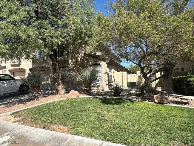 Foto del edificio - 2604 Ponderosa Pine Ave