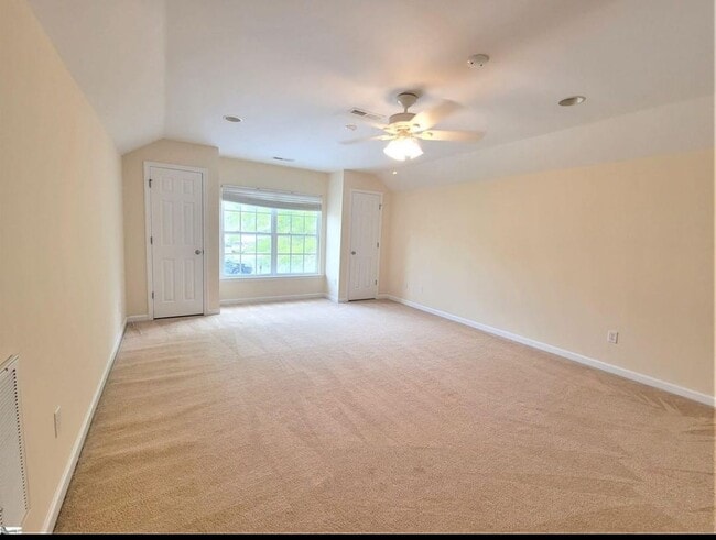 Building Photo - 506 Blue Sage Pl