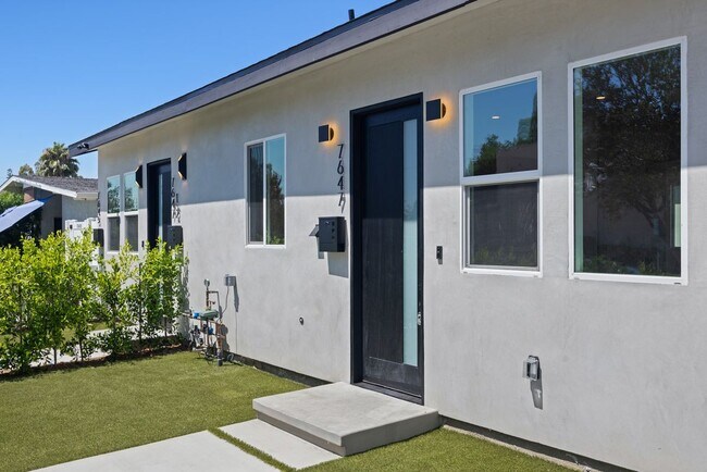 Foto del edificio - 7647 Melvin Ave