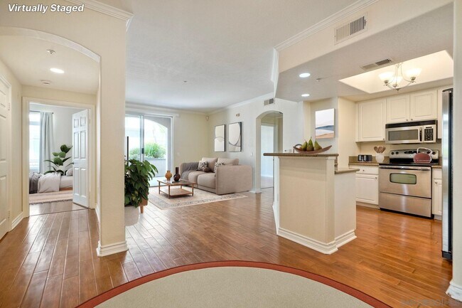 Foto del edificio - 9253 Regents Rd