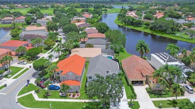 Foto del edificio - 6017 Newport Village Way