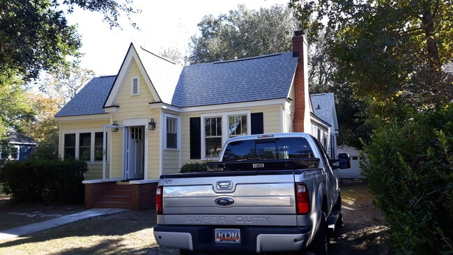 Front view - 1151 E Montague Ave
