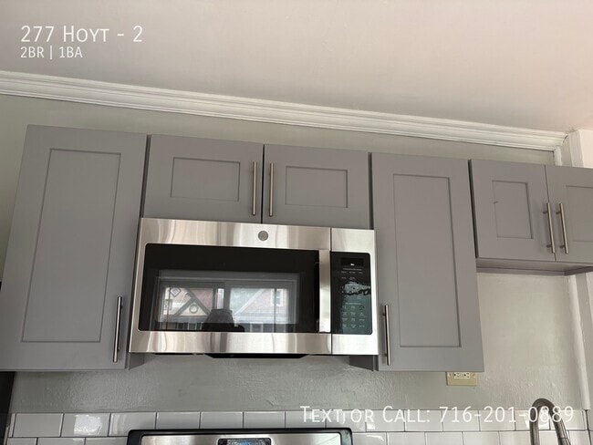 Building Photo - 277 Hoyt-2