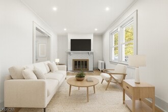 Building Photo - 28 State St