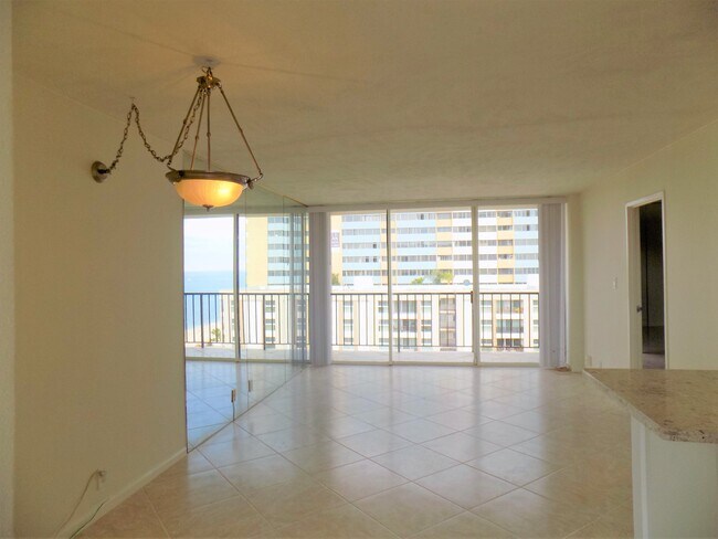 Building Photo - 1750 E Ocean Blvd