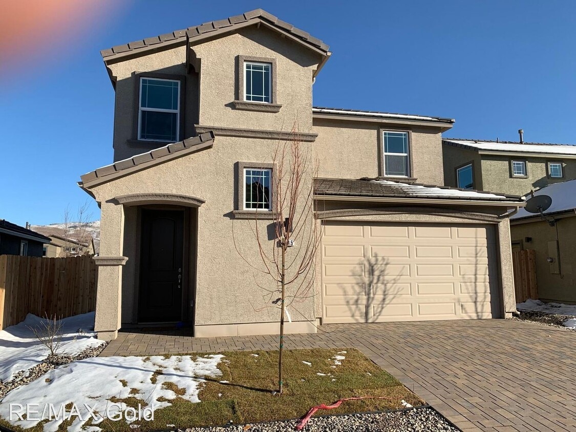 3 br, 2.5 bath House 2345 Soprano Drive House Rental in Reno, NV