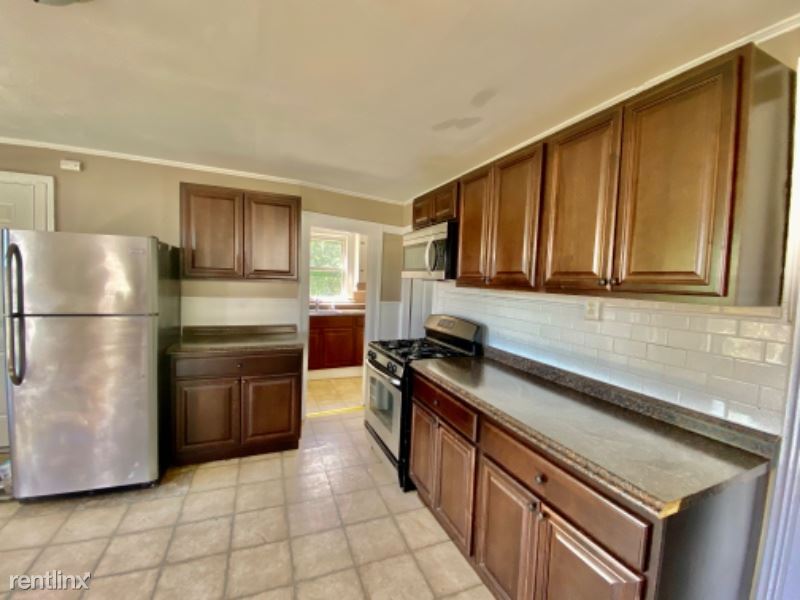 Primary Photo - 2 br, 1 bath Apartment - 58 South Avenue