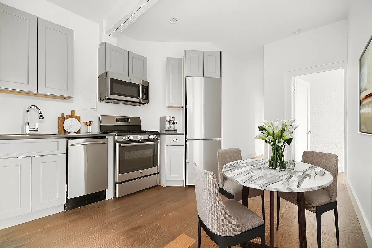 Foto principal - 106 Ridge Street