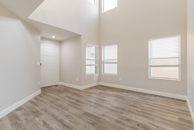 Foto del edificio - 5677 Bonds Flat St