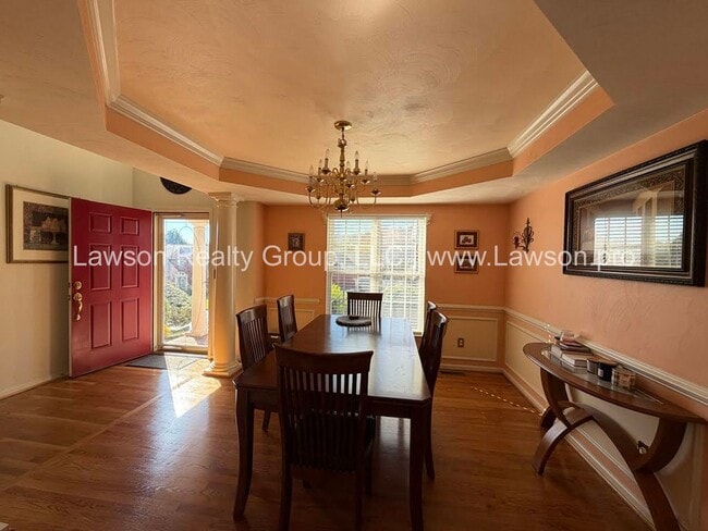 Foto del edificio - Gorgeous Classic Cave Spring Colonial in S...