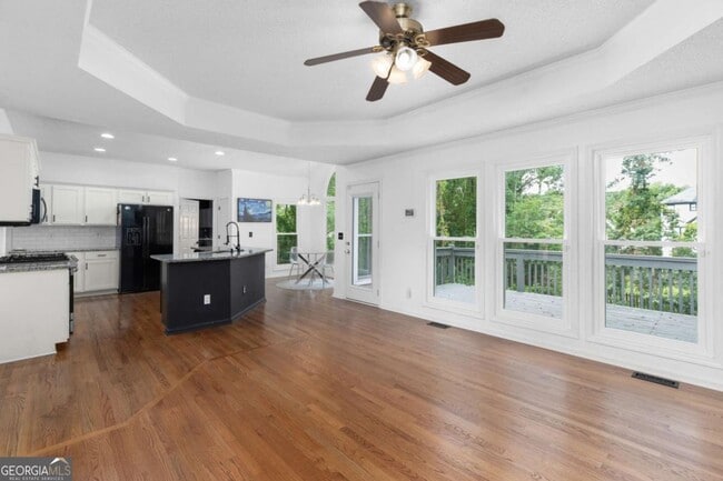 Building Photo - 1612 Branch Creek Cove