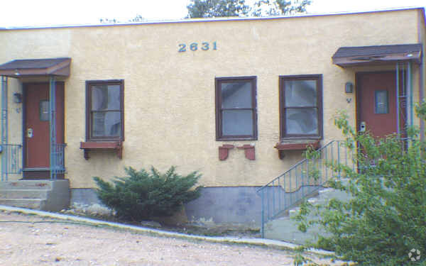 Building Photo - Pikes Peak Apartments