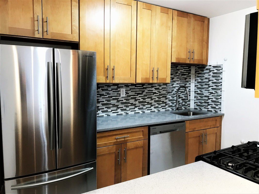 Primary Photo - 3225 Johnson Ave