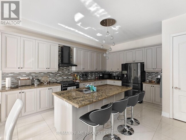 Building Photo - 853 Harry Douglas St