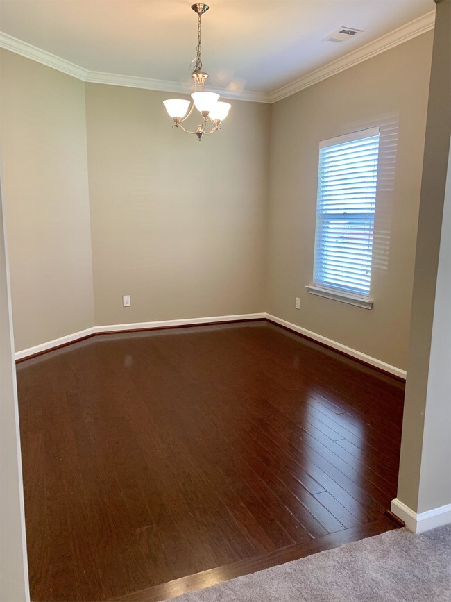 Building Photo - 4616 Rosser Loop Dr