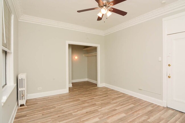 Building Photo - 3834 N Fremont