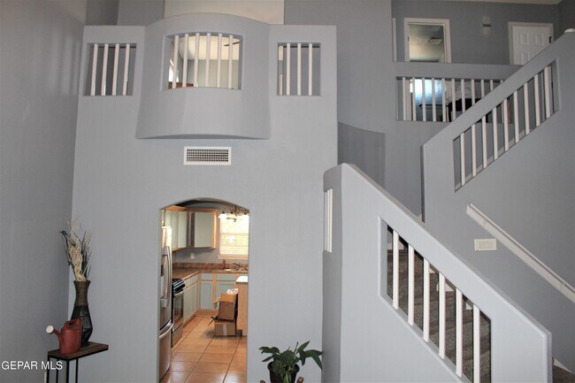 Foto del edificio - 14021 Tierra Yukon Ln