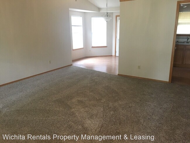Building Photo - 2 br, 1 bath House - 1705 N. Socora