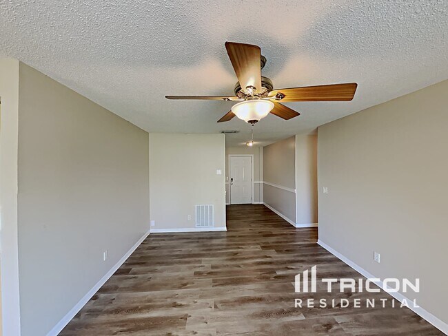 Foto del edificio - 3106 King Phillip Way