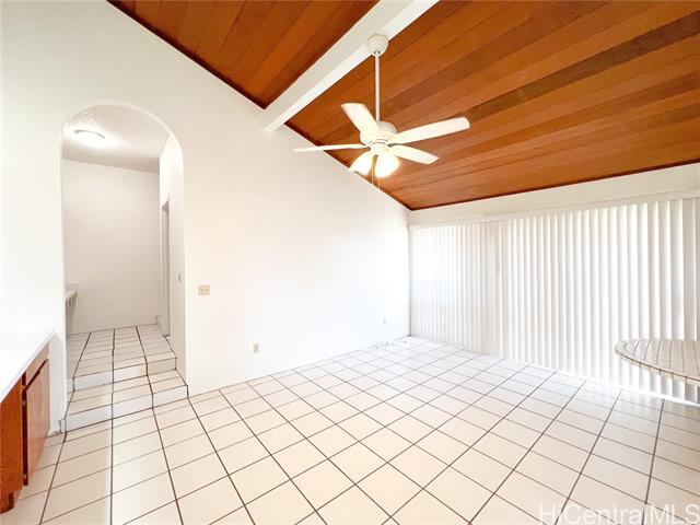 Building Photo - 98-726-726 Keikiali?i St