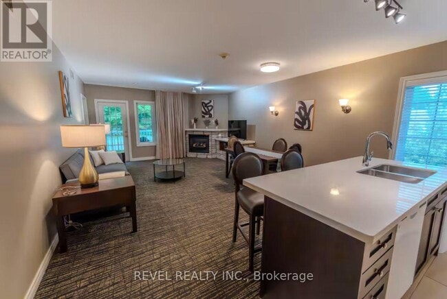 Building Photo - 90 Highland Dr