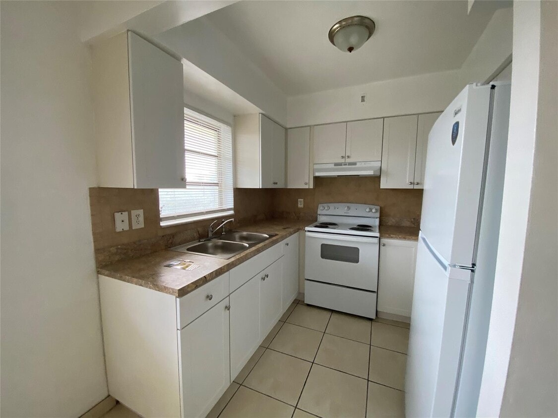 Foto del edificio - 5400 Hollywood Blvd