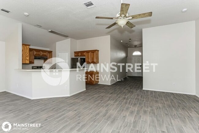 Building Photo - 1305 Dawnridge Ct, Burleson, TX 76028