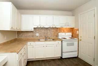 Kitchen - Pine Hills