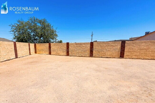 Building Photo - 3452 N 67th Dr