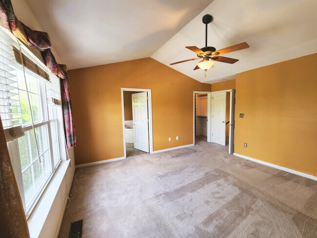 Foto del edificio - 4 Hunt Club Dr