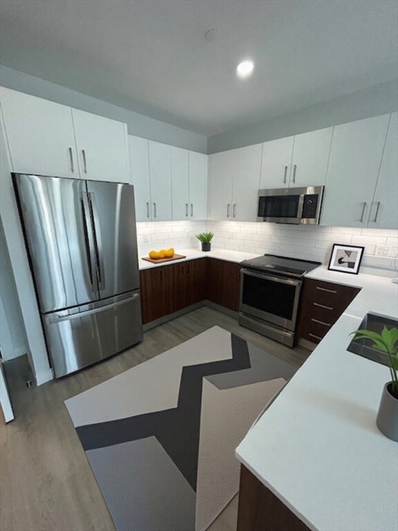 Foto del edificio - 148 Old Post Rd